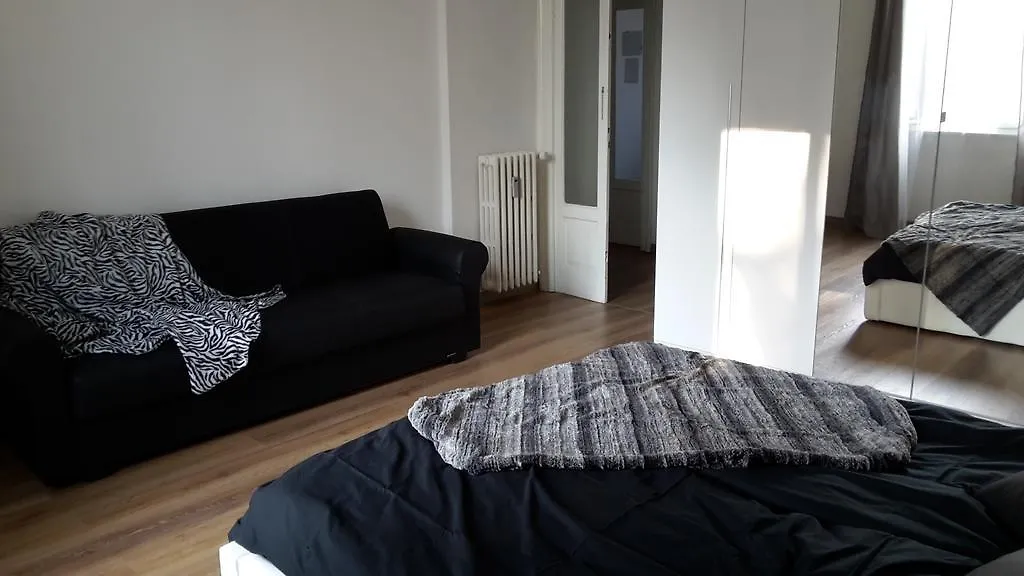 ゲストハウス Porta Romana Apartment ミラノ