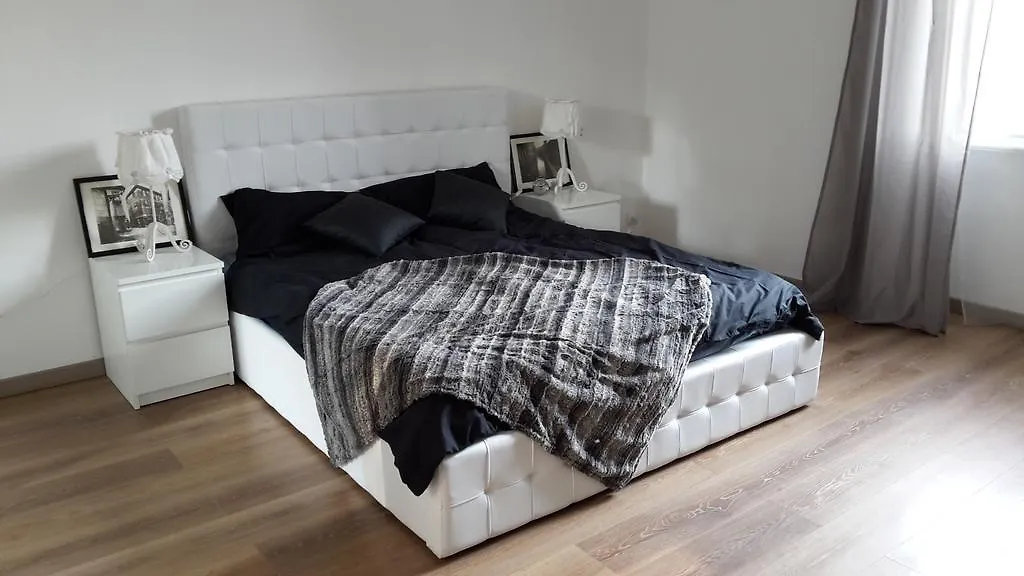 Porta Romana Apartment ミラノ 0*,  イタリア
